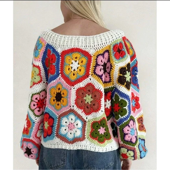 Loui Square Crochet Knit Sweater- Floral Pattern - Picture 5 of 5